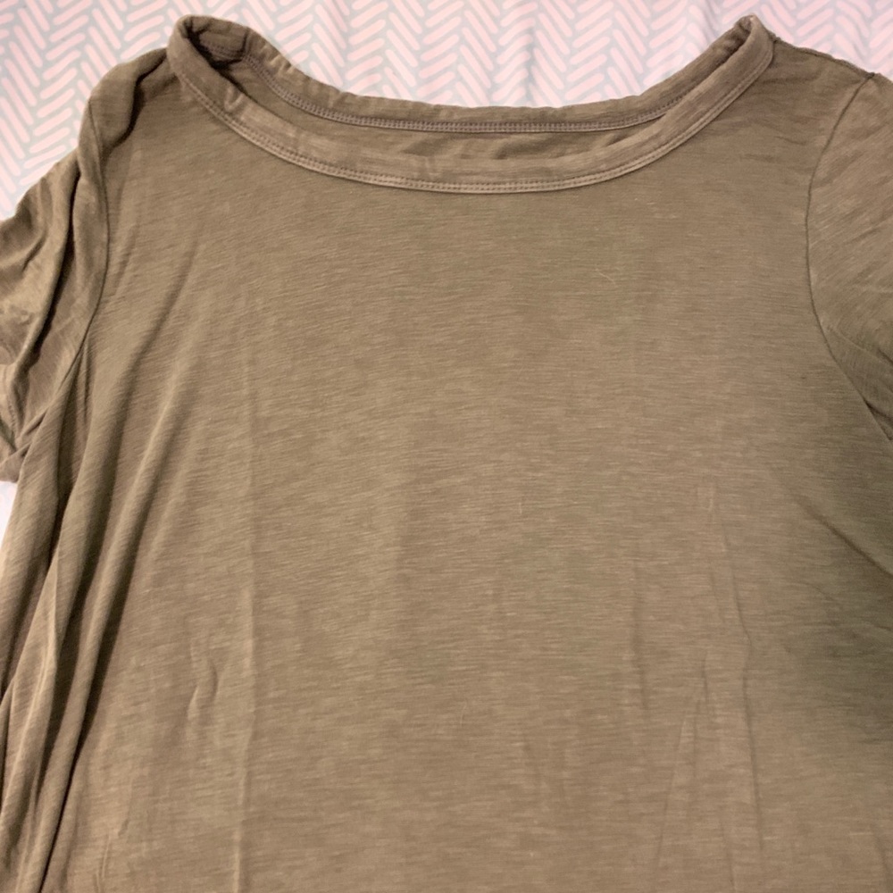 Green American Eagle Flowy T-shirt